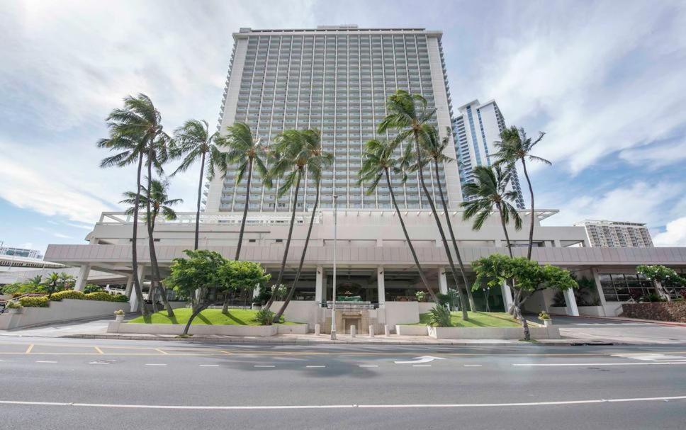 Ala Moana Hotel _ Ocean View With Balcony โฮโนลูลู ภายนอก รูปภาพ